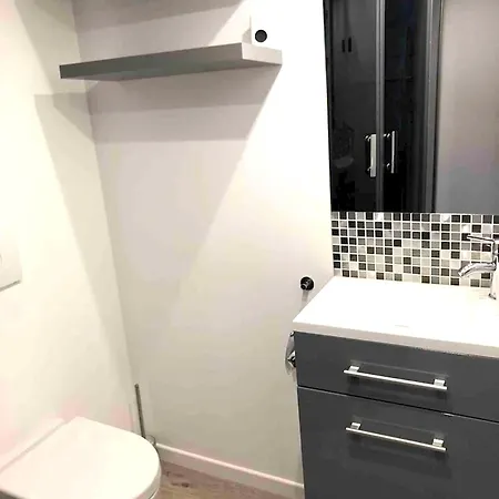 Moderne à – 35 M² + Parking Gratuit Clermont-Ferrand